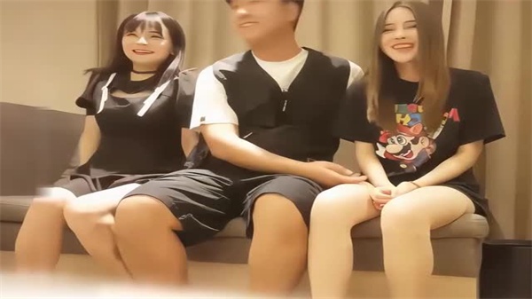 小宝寻花狂操苏杭双飞嫩白女神 - 两穴齐开欲仙欲死